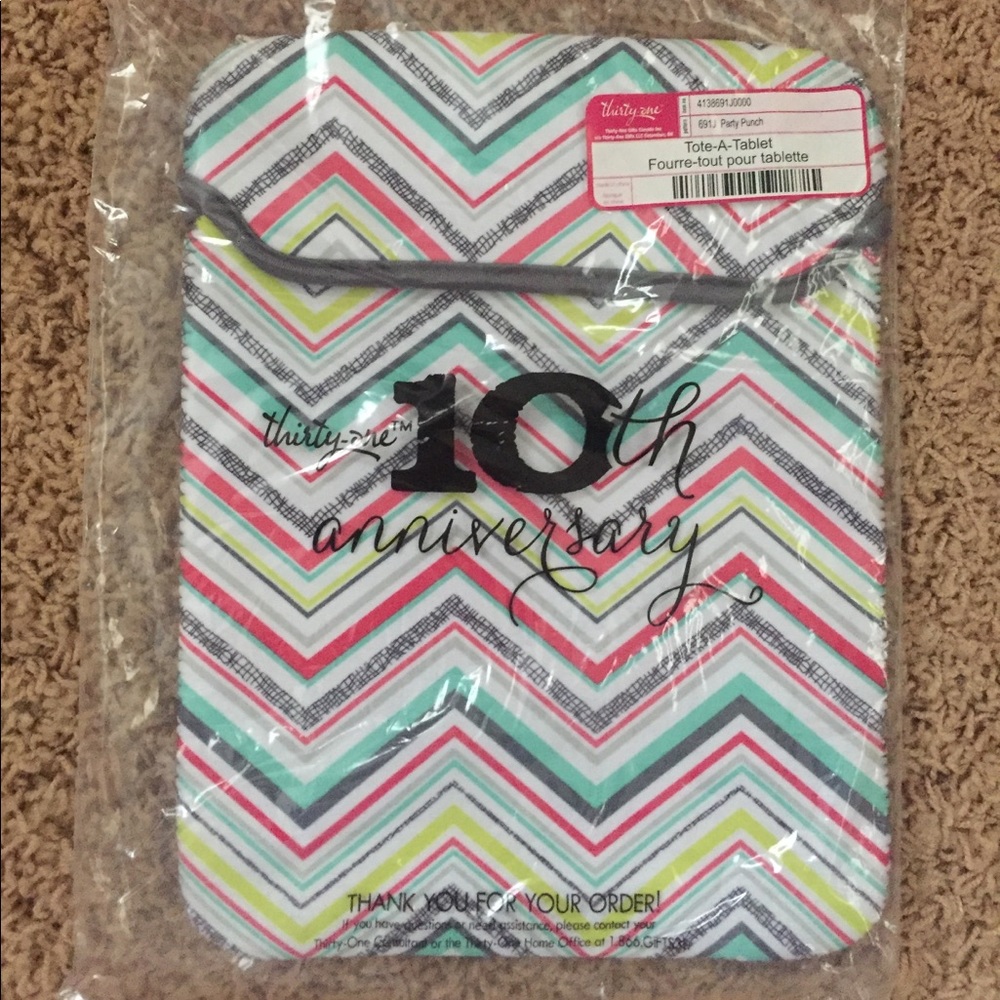 Thirty-One Tote-A-Tablet Party Punch